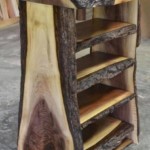 Meuble en bois réalisé par Joan Hubert, de l'entreprise l'arbre heureux.